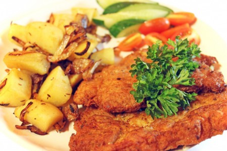 Schnizel in potato coat from Montenegro .... 150 B