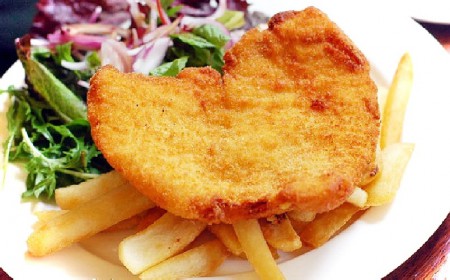 Chicken schnitzel from Jihlava .... 150 B